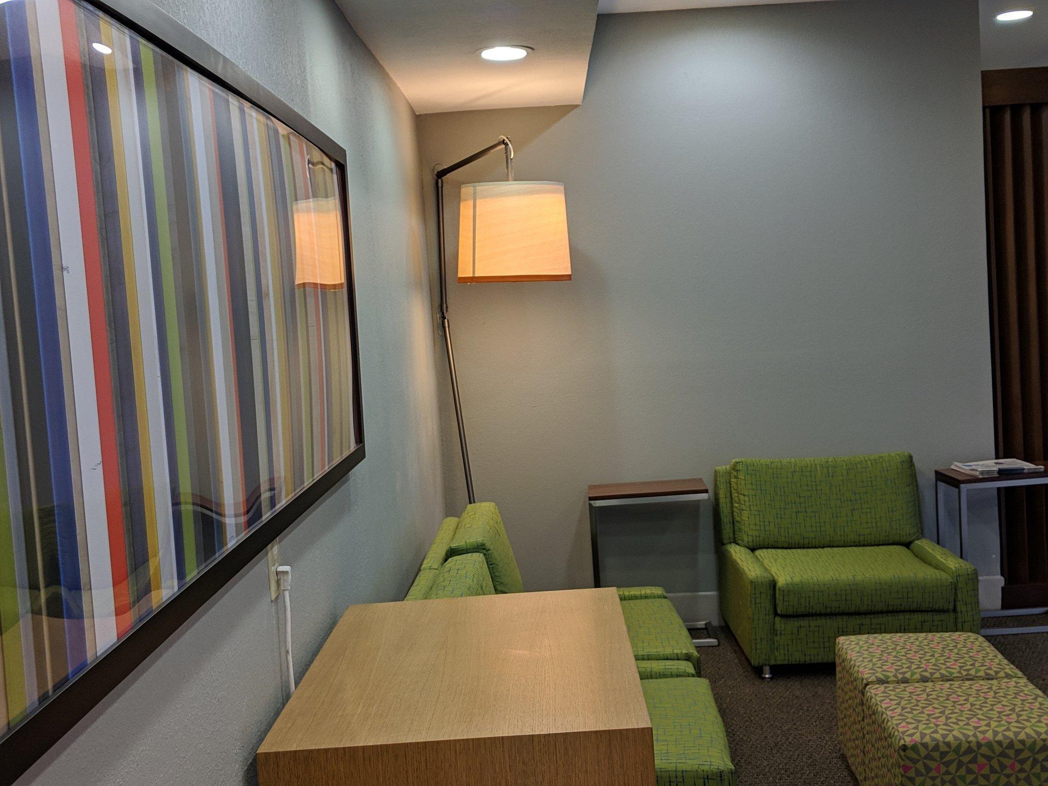 Holiday Inn Express Hotel & Suites Claypool Hill -Richlands Area By Ihg Pounding Mill Buitenkant foto