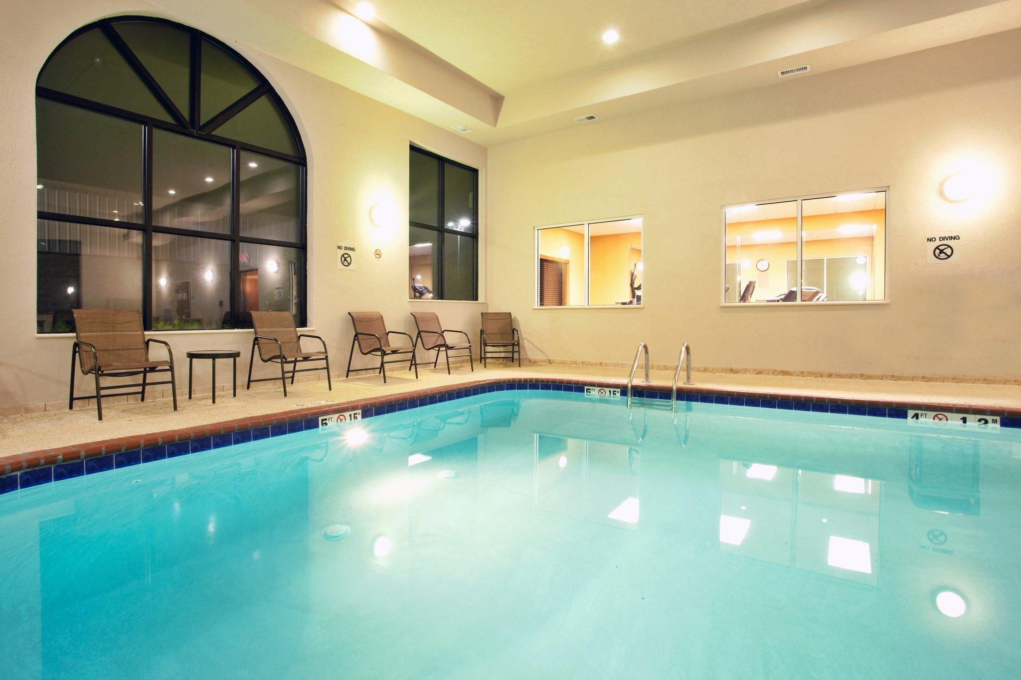 Holiday Inn Express Hotel & Suites Claypool Hill -Richlands Area By Ihg Pounding Mill Buitenkant foto