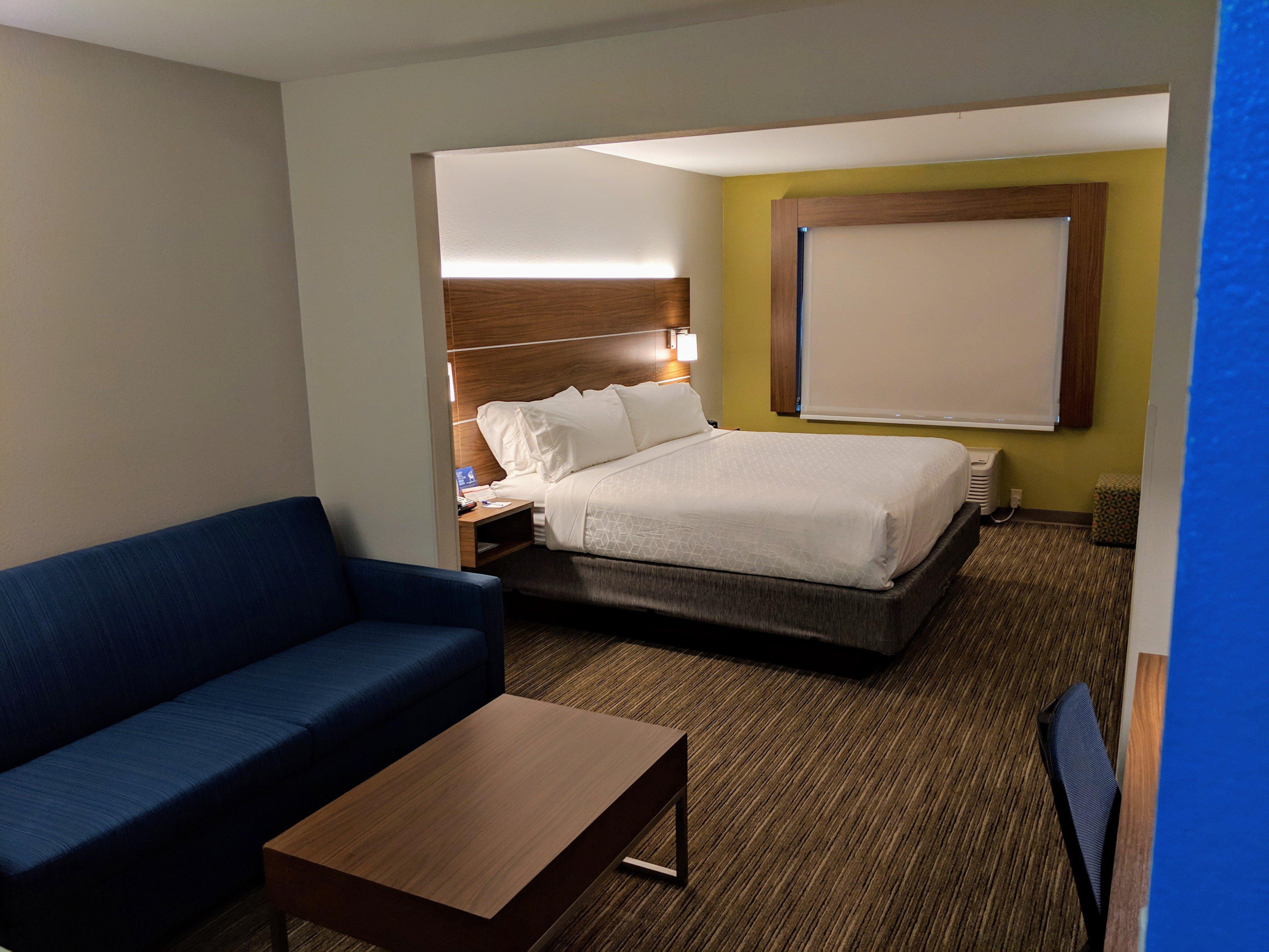 Holiday Inn Express Hotel & Suites Claypool Hill -Richlands Area By Ihg Pounding Mill Buitenkant foto