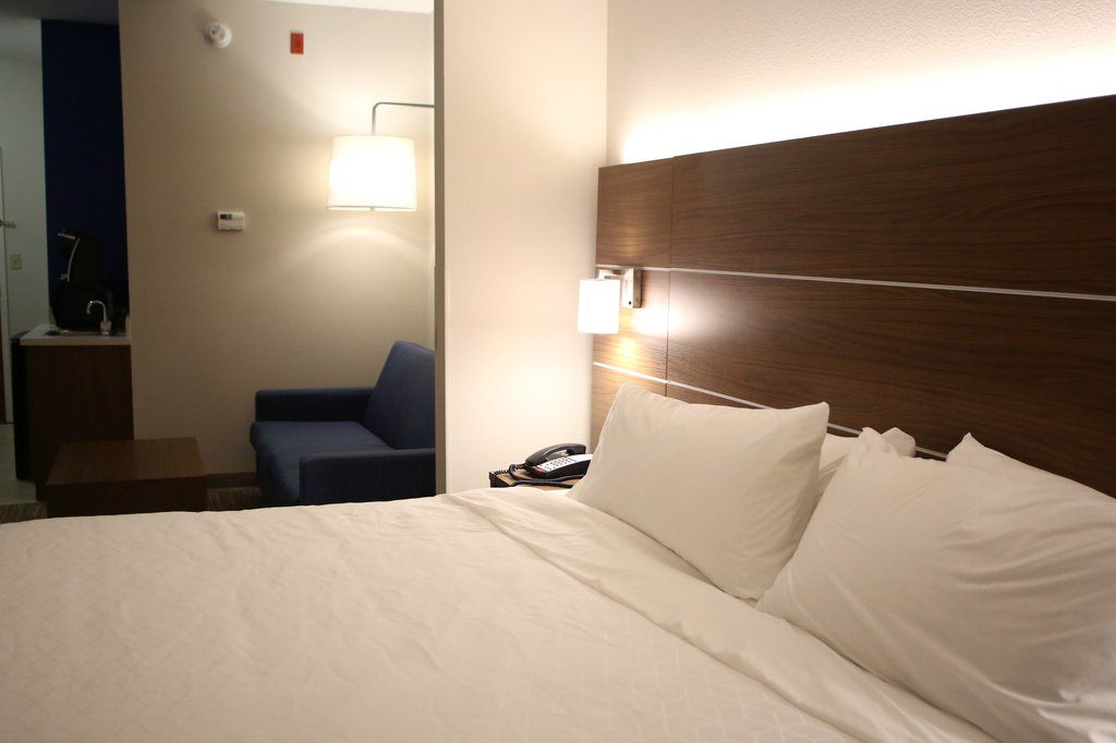 Holiday Inn Express Hotel & Suites Claypool Hill -Richlands Area By Ihg Pounding Mill Buitenkant foto