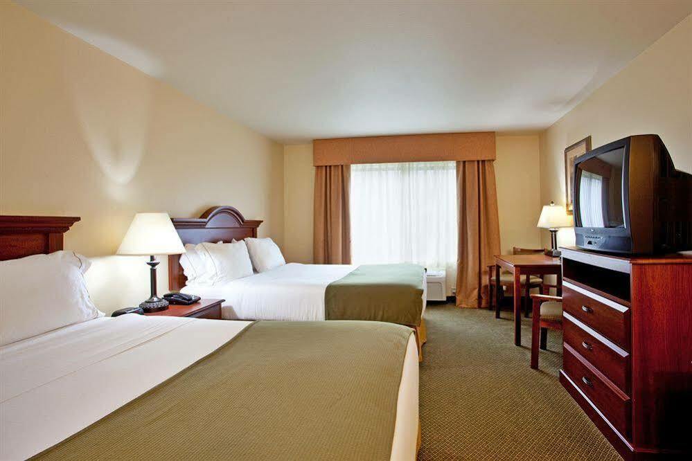 Holiday Inn Express Hotel & Suites Claypool Hill -Richlands Area By Ihg Pounding Mill Buitenkant foto