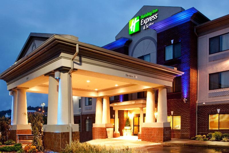 Holiday Inn Express Hotel & Suites Claypool Hill -Richlands Area By Ihg Pounding Mill Buitenkant foto